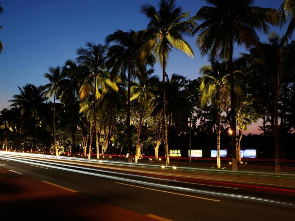 Baohua Harbour View Hotel Haikou  Exteriör bild