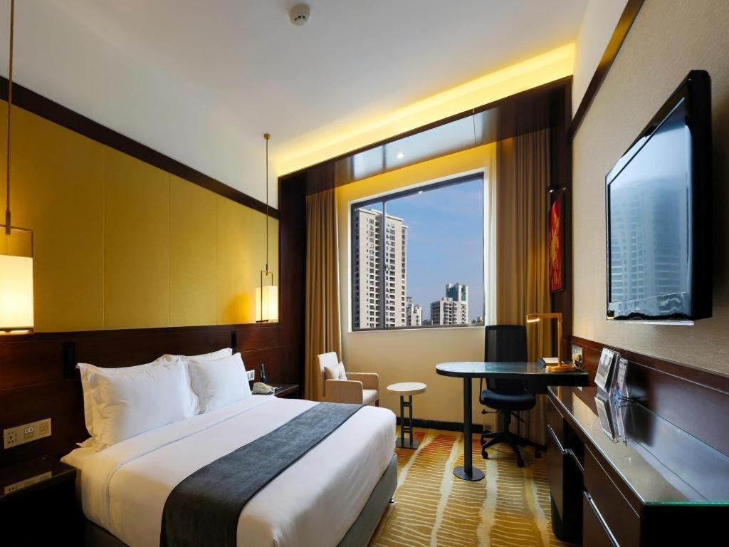 Baohua Harbour View Hotel Haikou  Exteriör bild