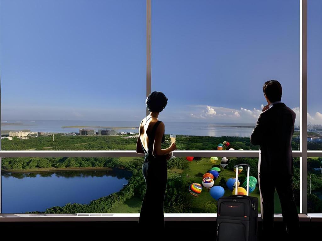 Baohua Harbour View Hotel Haikou  Exteriör bild